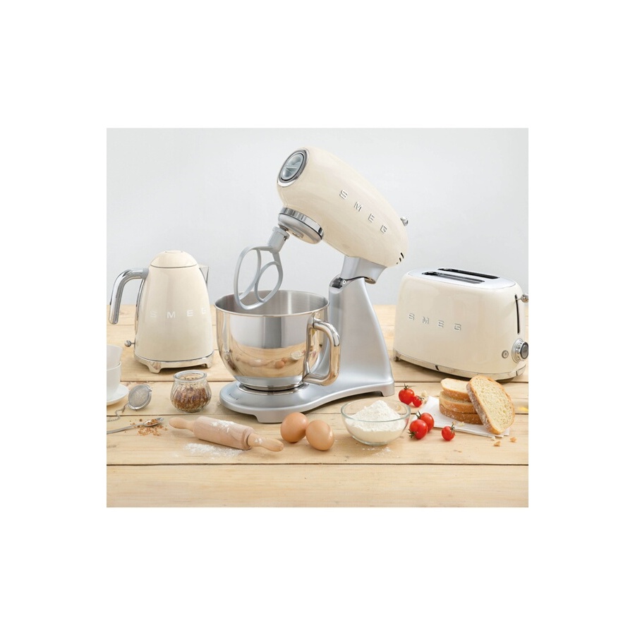 Smeg ROBOT SUR SOCLE AVEC BOL INOX 4,8 LITRES + Kit pâtissier (Fouet, Batteur, Pétrin) n°8